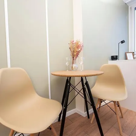 Obok Metra! Apartmenty Natural