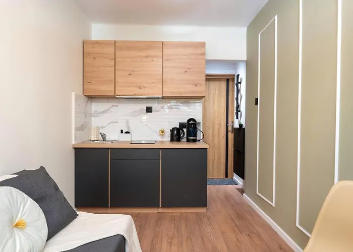 Obok Metra! Apartmenty Natural * Varsavia