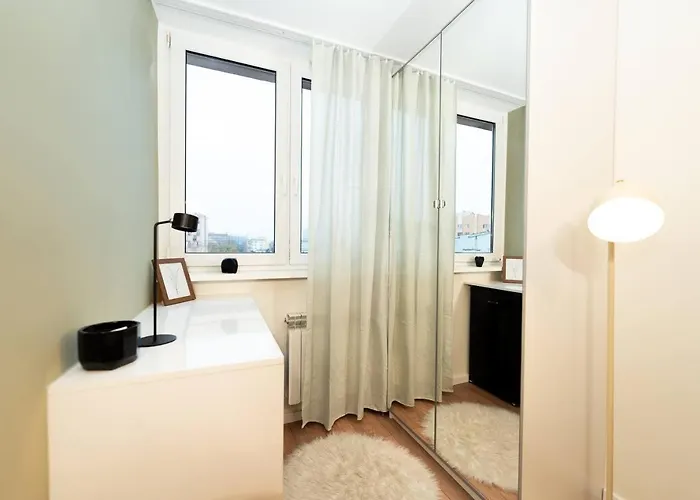 Obok Metra! Apartmenty Natural * Warszawa